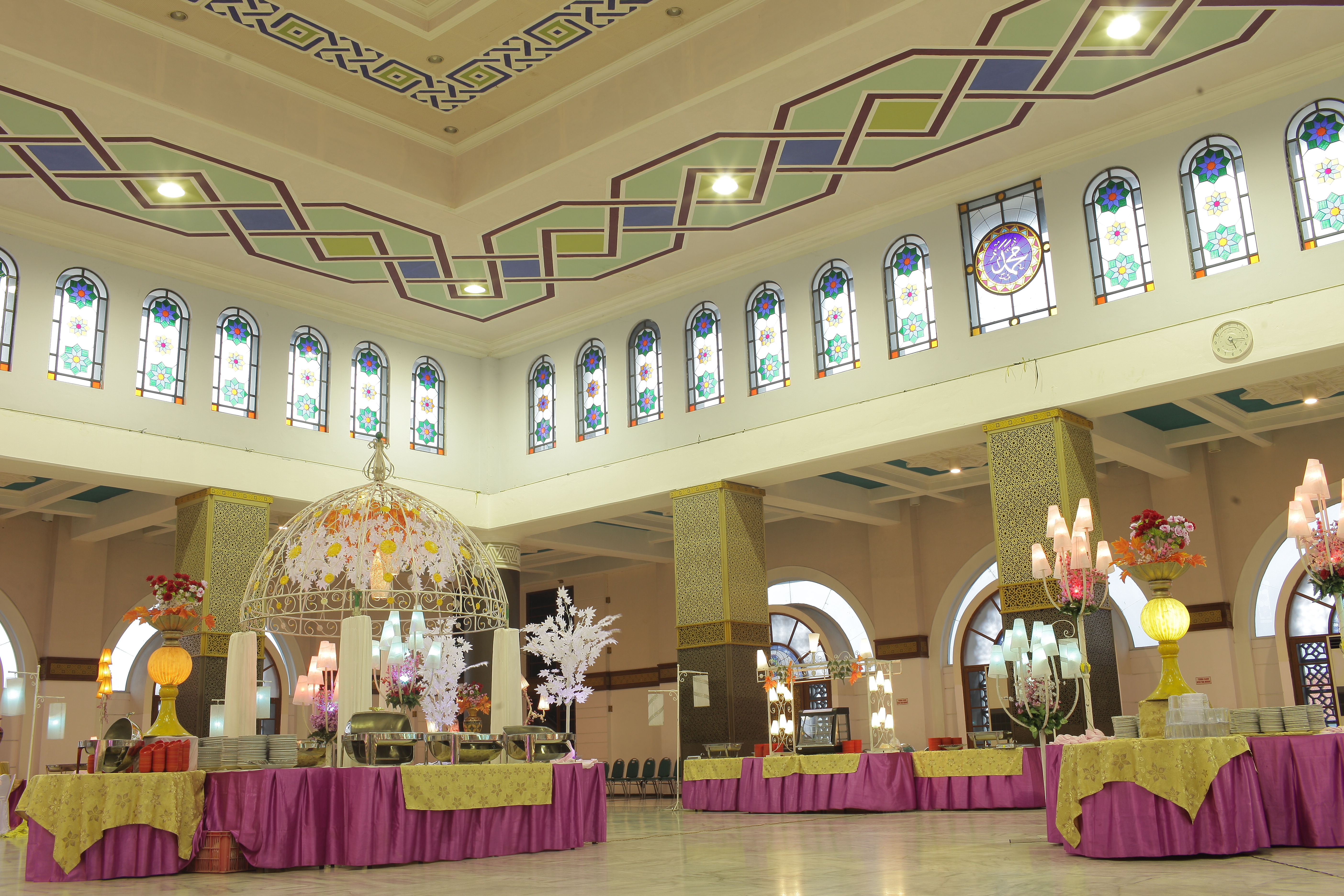 Harga Sewa Gedung Pernikahan Masjid Agung Surabaya 